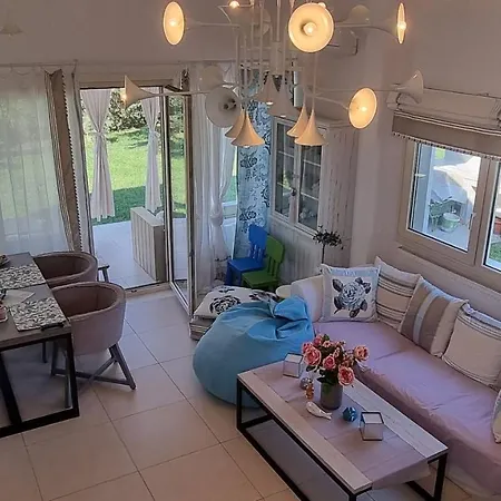 Vanya فيلة Skala Rachoni (Thasos)