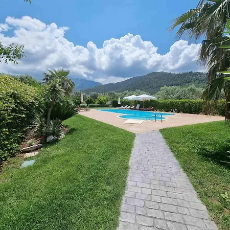 Vanya * Skala Rachoni (Thasos)